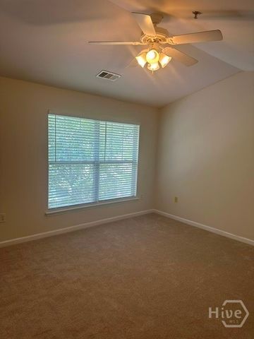 490 Barnett Shoals Road 436, Athens, GA 30605