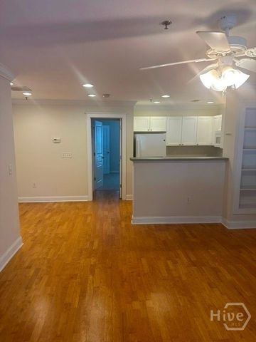 490 Barnett Shoals Road 436, Athens, GA 30605