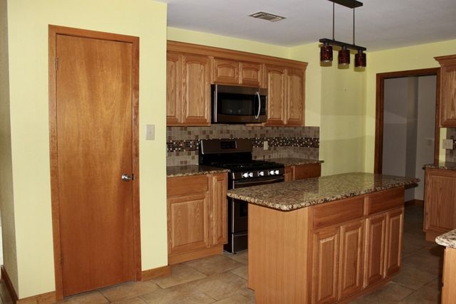 114 Laura Drive, San Angelo, TX 76905