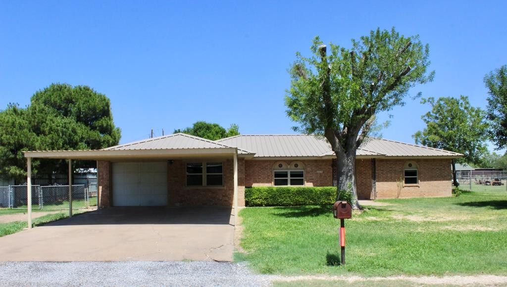 114 Laura Drive, San Angelo, TX 76905