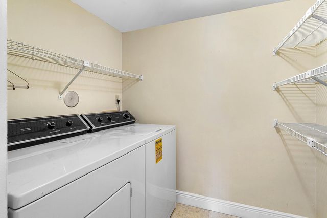 826 Sky Pine Way D1, Greenacres, FL 33415