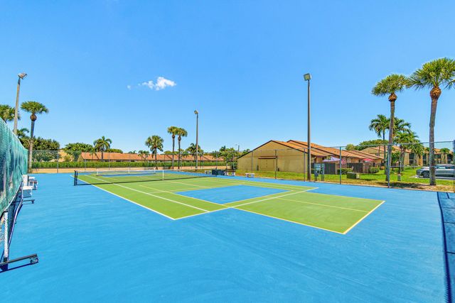 826 Sky Pine Way D1, Greenacres, FL 33415