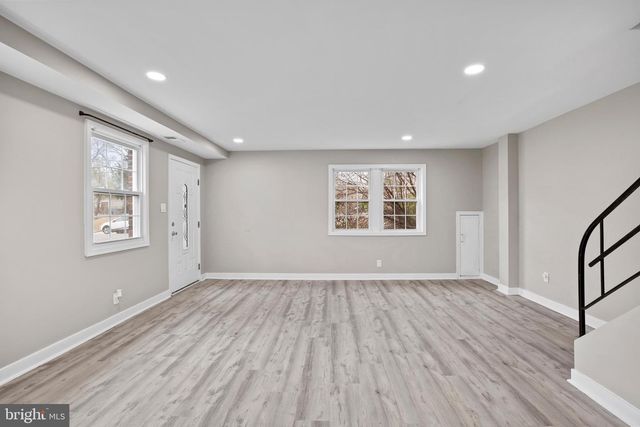 5810 LONGFELLOW ST, Riverdale, MD 20737