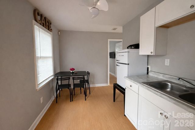 316 Skyland Avenue 2, Charlotte, NC 28205