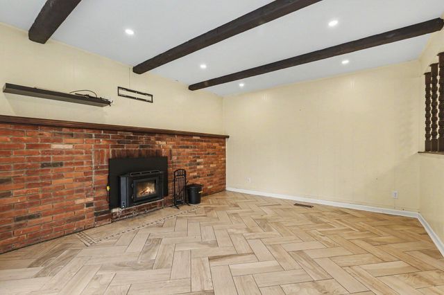 8485 Forrest Drive, Canton, MI 48187