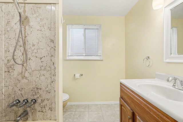 8485 Forrest Drive, Canton, MI 48187