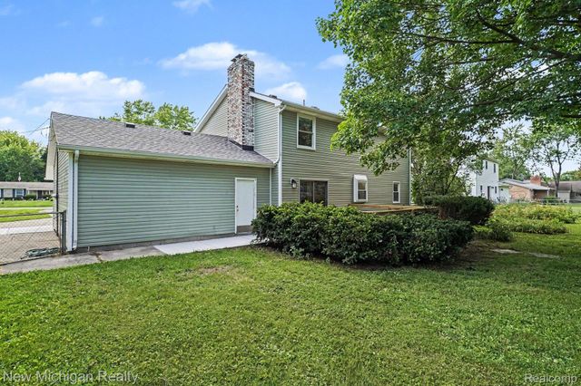 1105 Woodnoll Drive, Mundy Township, MI 48507