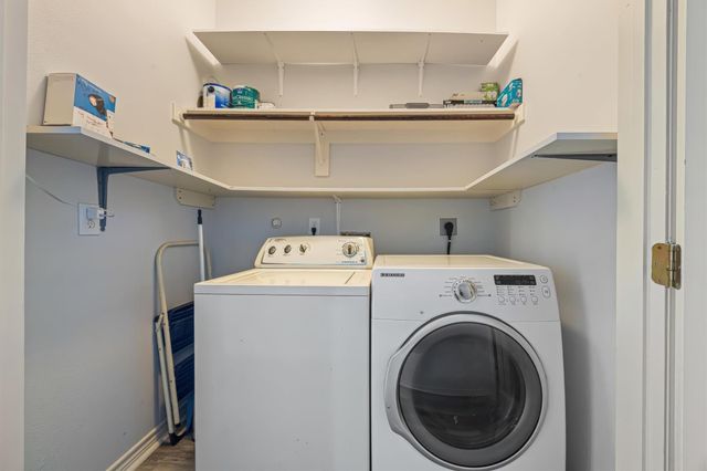 5017 Avenue K, Galveston, TX 77551