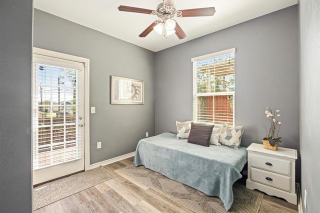 5017 Avenue K, Galveston, TX 77551