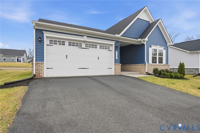 11325 Vulcan Ln, Chester, VA 23831