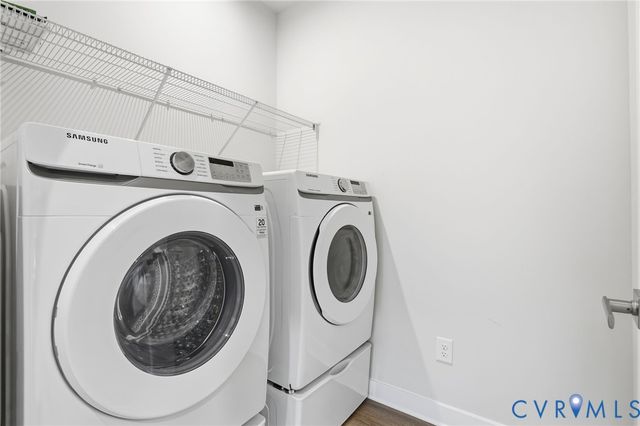 11325 Vulcan Ln, Chester, VA 23831