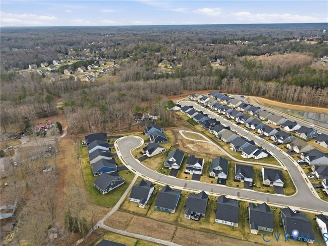 11325 Vulcan Ln, Chester, VA 23831