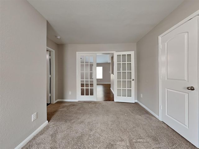 2402 Regatta Lane, Texas City, TX 77568