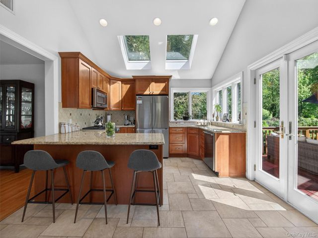 407 N Midland Avenue, Nyack, NY 10960