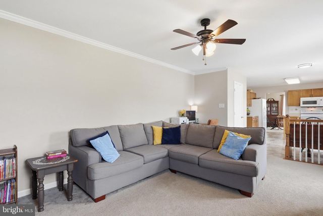 52 SOUTHWINDS, Charles Town, WV 25414