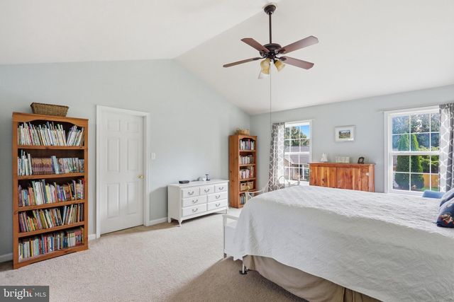 52 SOUTHWINDS, Charles Town, WV 25414