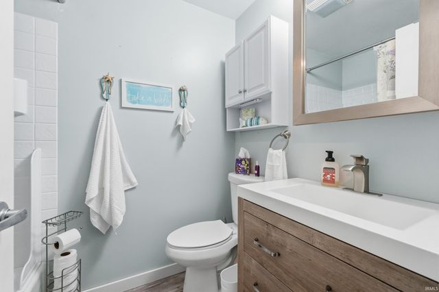 2927 Westbrook Dr Apt B417, Fort Wayne, IN 46805