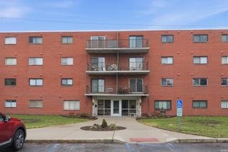 2927 Westbrook Dr Apt B417, Fort Wayne, IN 46805