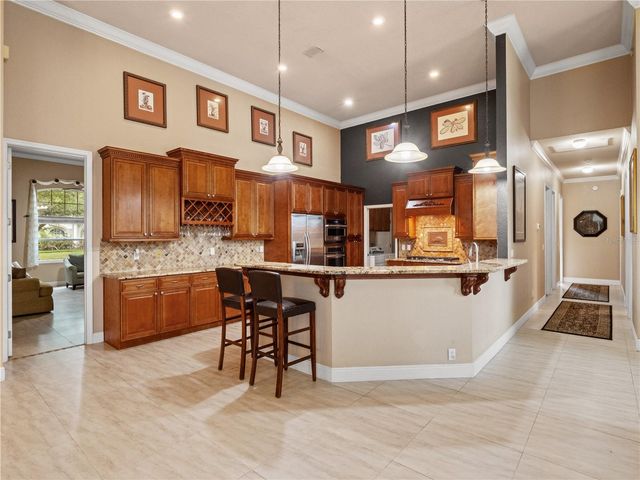 5021 WESLEY DRIVE, Tampa, FL 33647