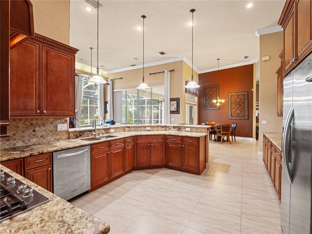 5021 WESLEY DRIVE, Tampa, FL 33647