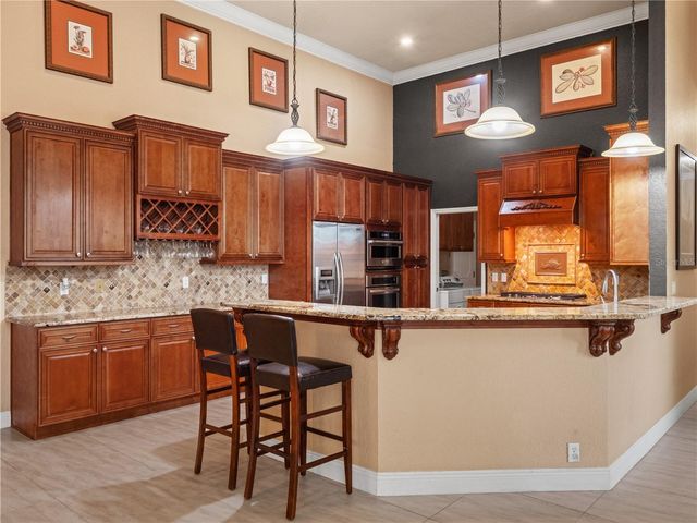 5021 WESLEY DRIVE, Tampa, FL 33647