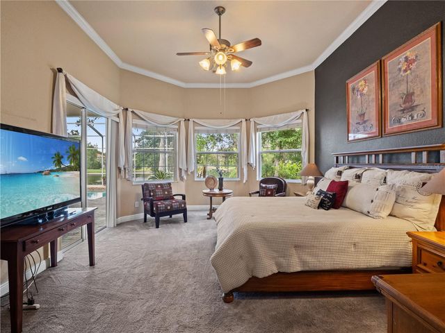 5021 WESLEY DRIVE, Tampa, FL 33647