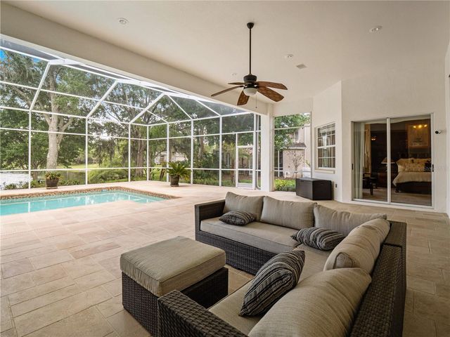 5021 WESLEY DRIVE, Tampa, FL 33647