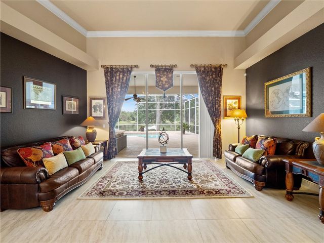 5021 WESLEY DRIVE, Tampa, FL 33647