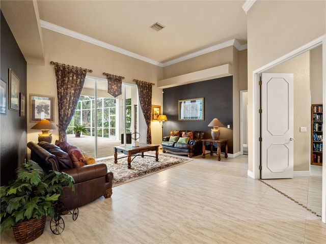 5021 WESLEY DRIVE, Tampa, FL 33647