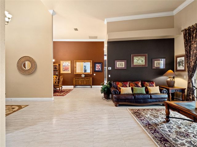 5021 WESLEY DRIVE, Tampa, FL 33647