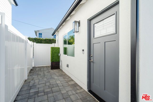 12457 Hortense Street, Studio City (los Angeles), CA 91604