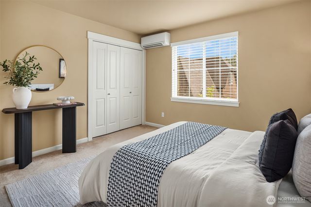 364 NE Darby Lane, Issaquah, WA 98029