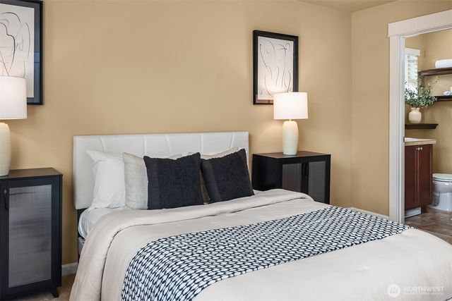 364 NE Darby Lane, Issaquah, WA 98029