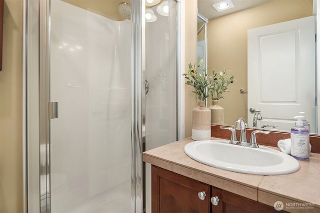 364 NE Darby Lane, Issaquah, WA 98029
