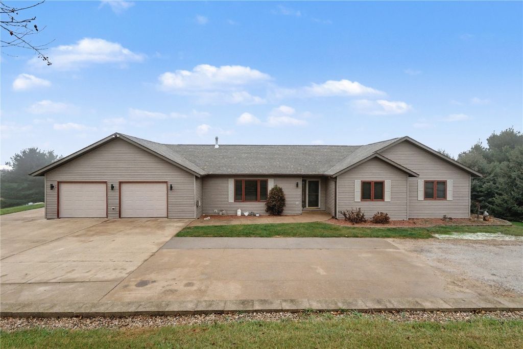 3139 74th Street, Atkins, IA 52206