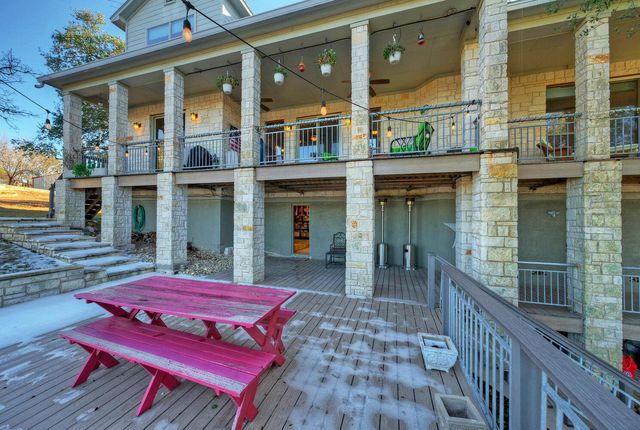 4834 Travis Oaks DR, Marble Falls, TX 78654