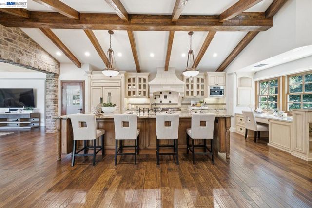 2962 Deer Meadow Dr, Danville, CA 94506