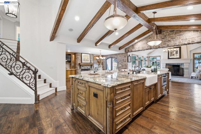 2962 Deer Meadow Dr, Danville, CA 94506