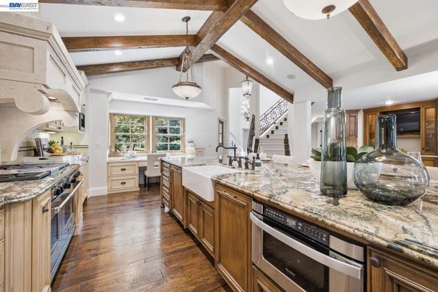 2962 Deer Meadow Dr, Danville, CA 94506