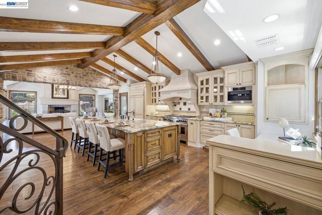 2962 Deer Meadow Dr, Danville, CA 94506