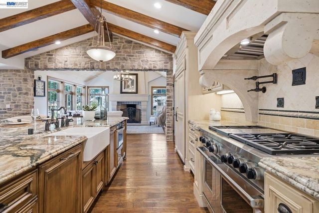 2962 Deer Meadow Dr, Danville, CA 94506