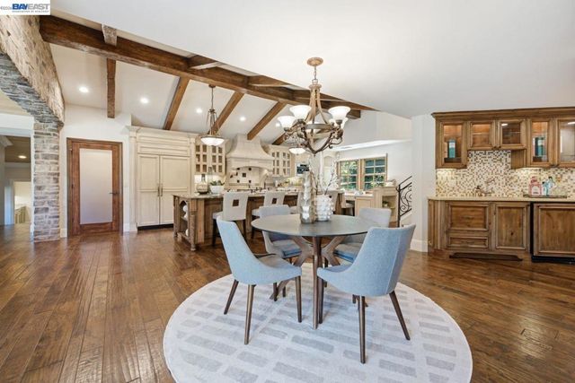 2962 Deer Meadow Dr, Danville, CA 94506