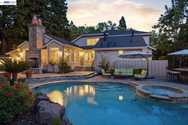 2962 Deer Meadow Dr, Danville, CA 94506