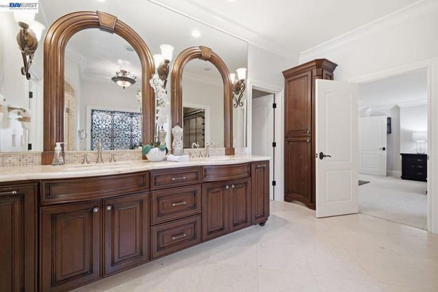 2962 Deer Meadow Dr, Danville, CA 94506
