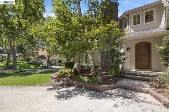 2962 Deer Meadow Dr, Danville, CA 94506