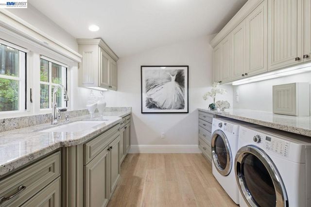 2962 Deer Meadow Dr, Danville, CA 94506