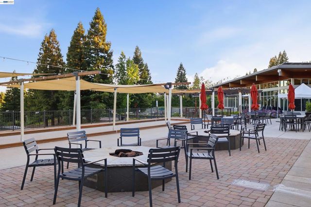 2962 Deer Meadow Dr, Danville, CA 94506