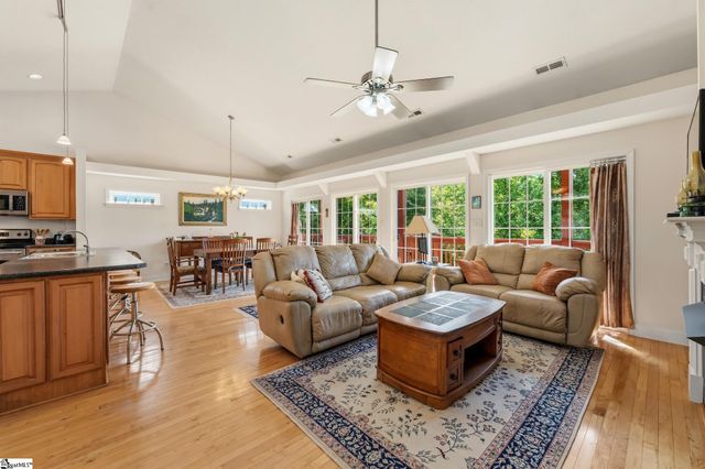 220 Wetland Way, Anderson, SC 29621