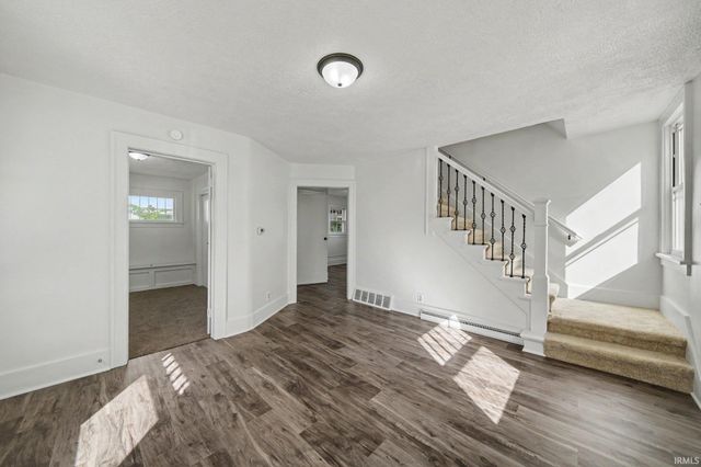 308 E 8th Street, Mishawaka, IN 46544