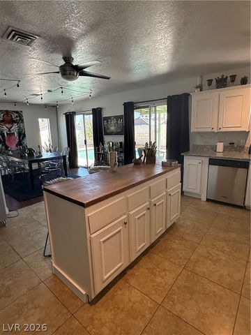 6747 Grandola Drive, Las Vegas, NV 89103